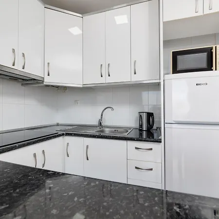 Estudio La Mata شقة تورّيفيِخا