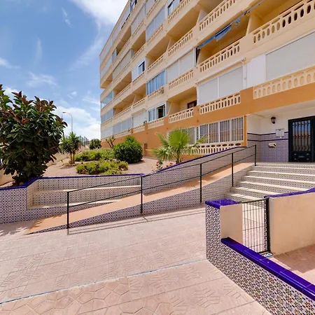 Estudio La Mata تورّيفيِخا